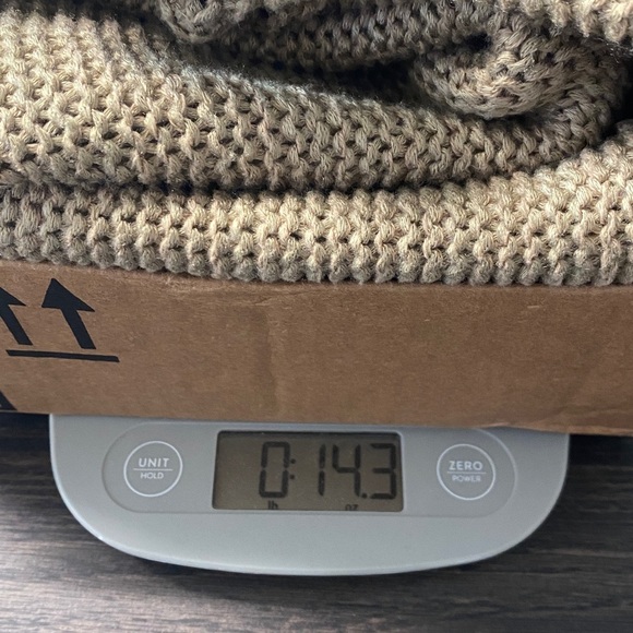 Quinn crew neck sweater M zipper accents taupe neutral minimalist edgy - Picture 8 of 8